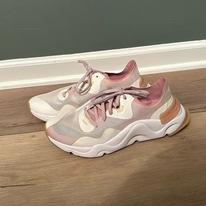 Women’s Sorel Shoes